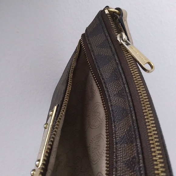 Michael Kors brown handbag - Picture 4 of 4